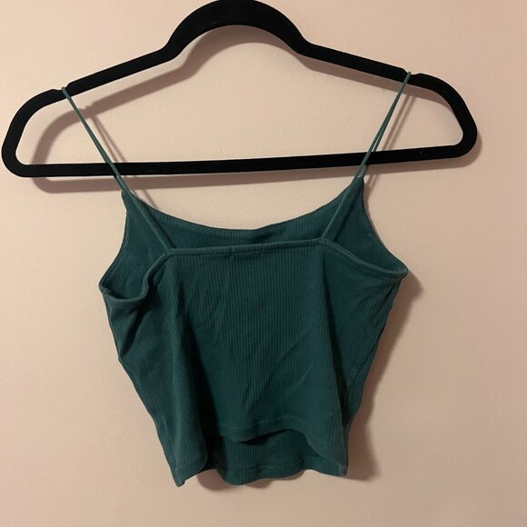 Garage crop top - Picture 2 of 2